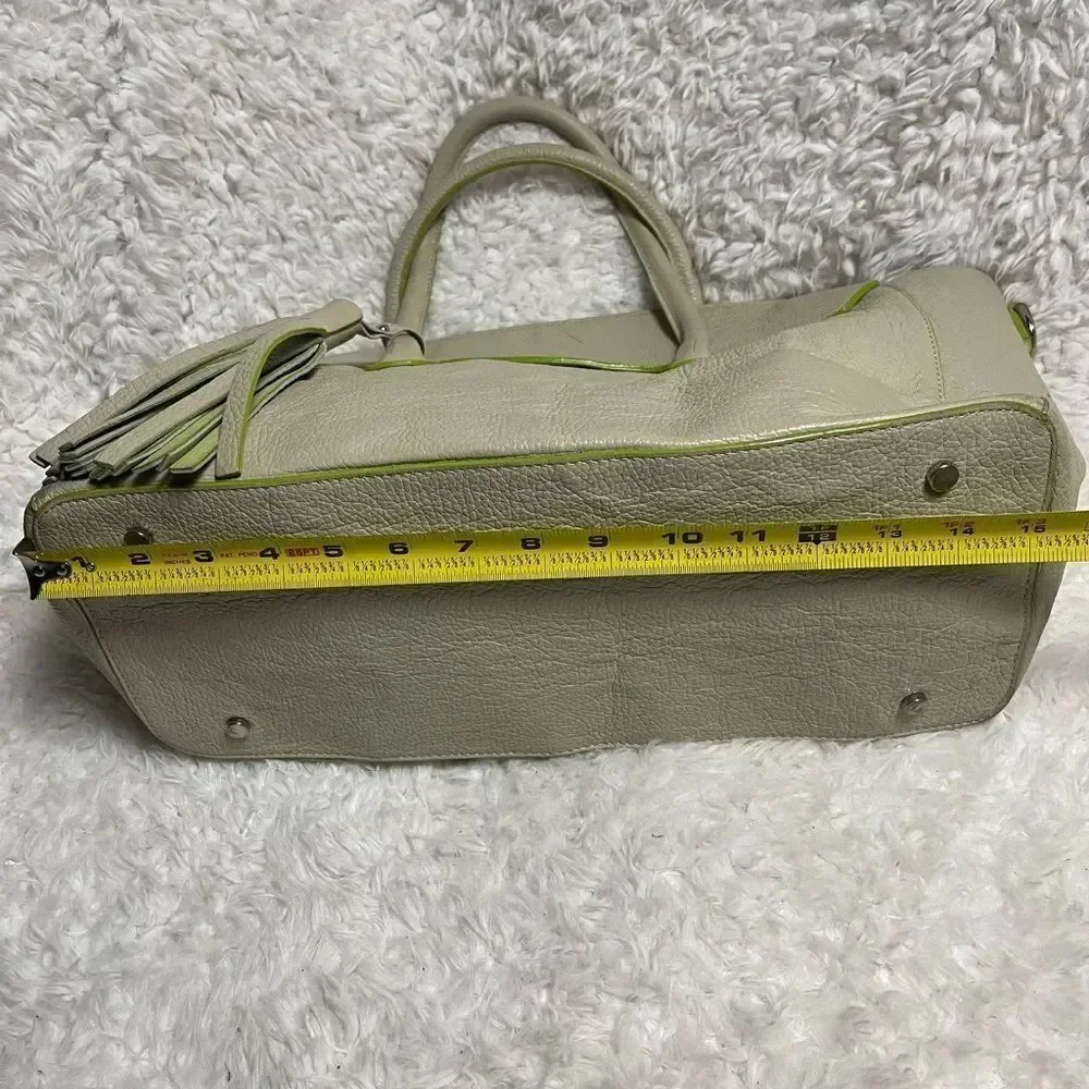 Vittoria Napoli Elegant Leather Cream XL Tote Bag with Green Accents